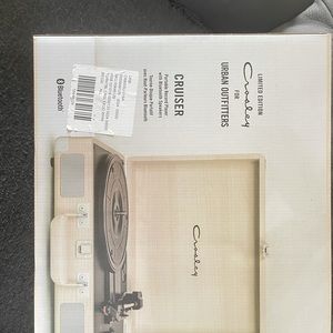 Cruiser Bluetooth Record Player